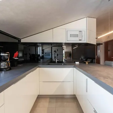 Goran By Briskva アパート