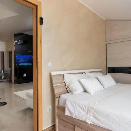 Apartment Goran By Briskva Porec